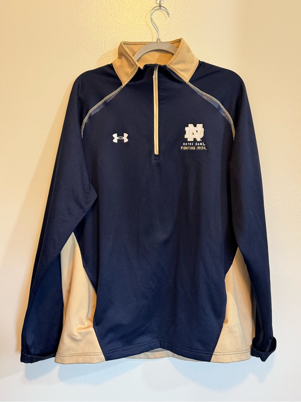 UNDER ARMOUR Notre Dame Fighting Irish 1/4 Zip Jacket -Men's Size XL - Navy Blue
